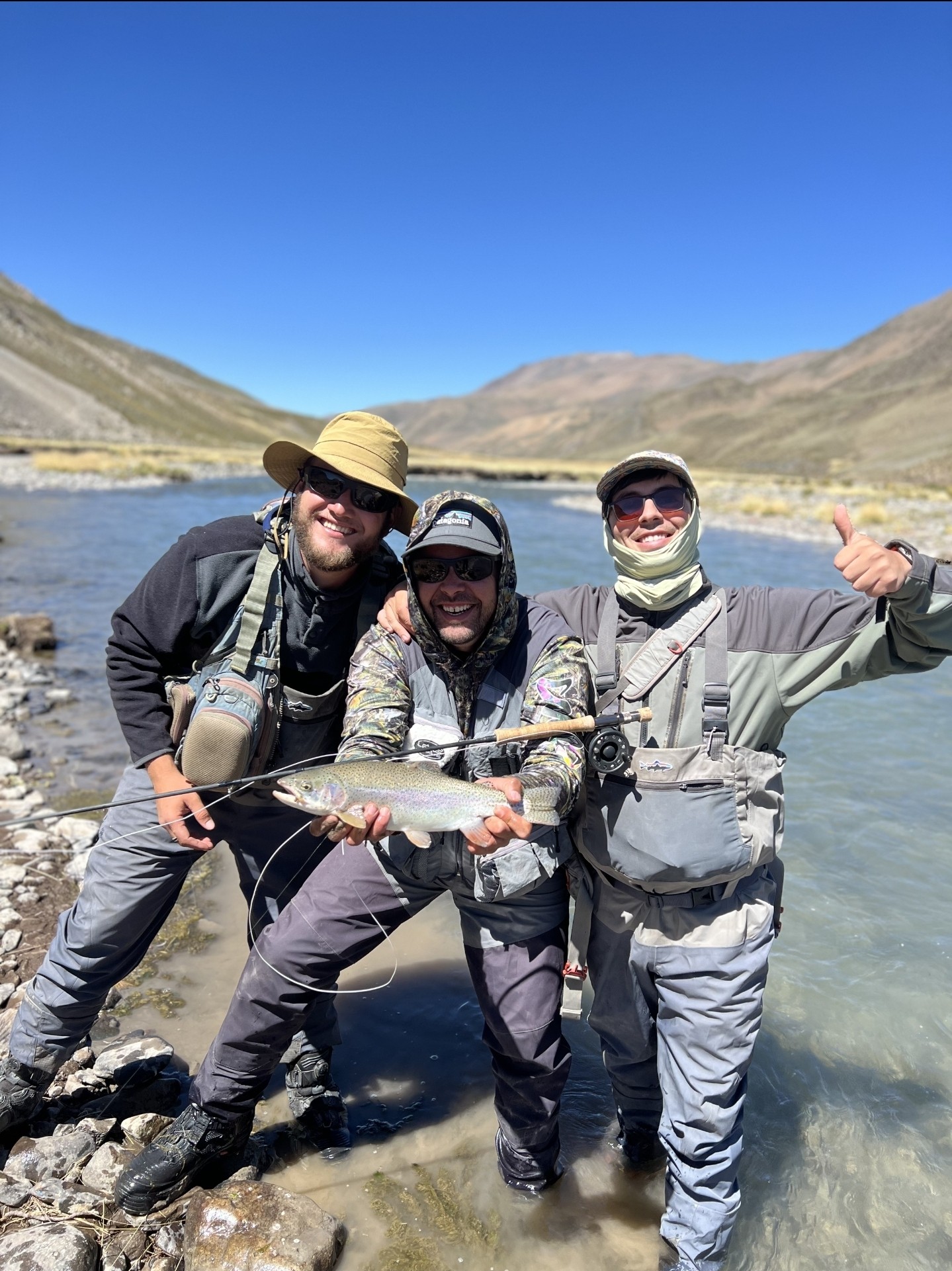 Guiada en rios y arroyos de montaña.